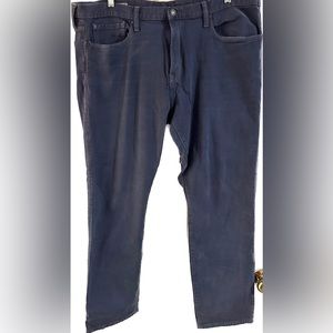 EUC Gap Denim Jeans, 40x32, 99 percent cotton, 1 percent Spandex, Straight Leg